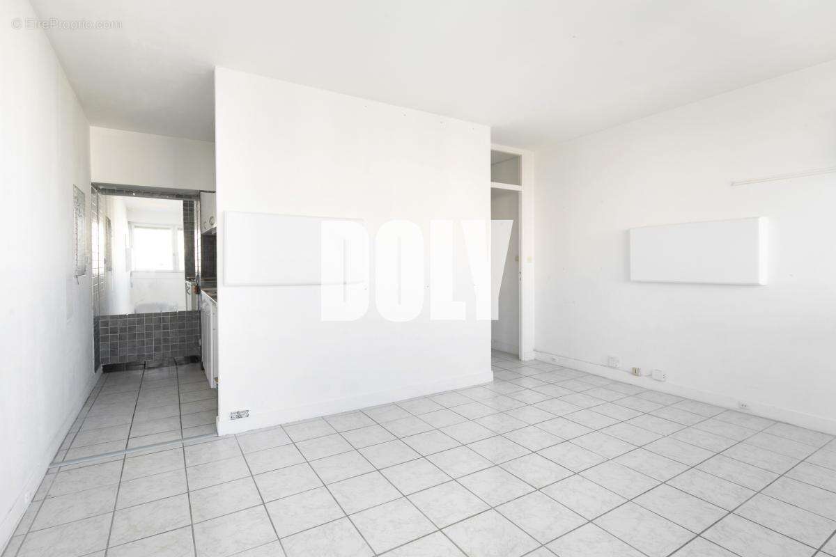 Appartement à PARIS-19E