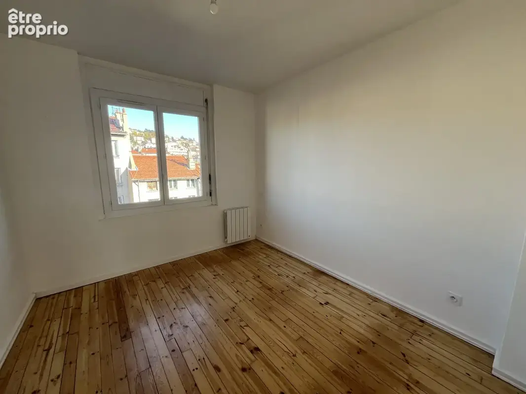 Appartement 511 m² à Saint-Etienne  - photo 5