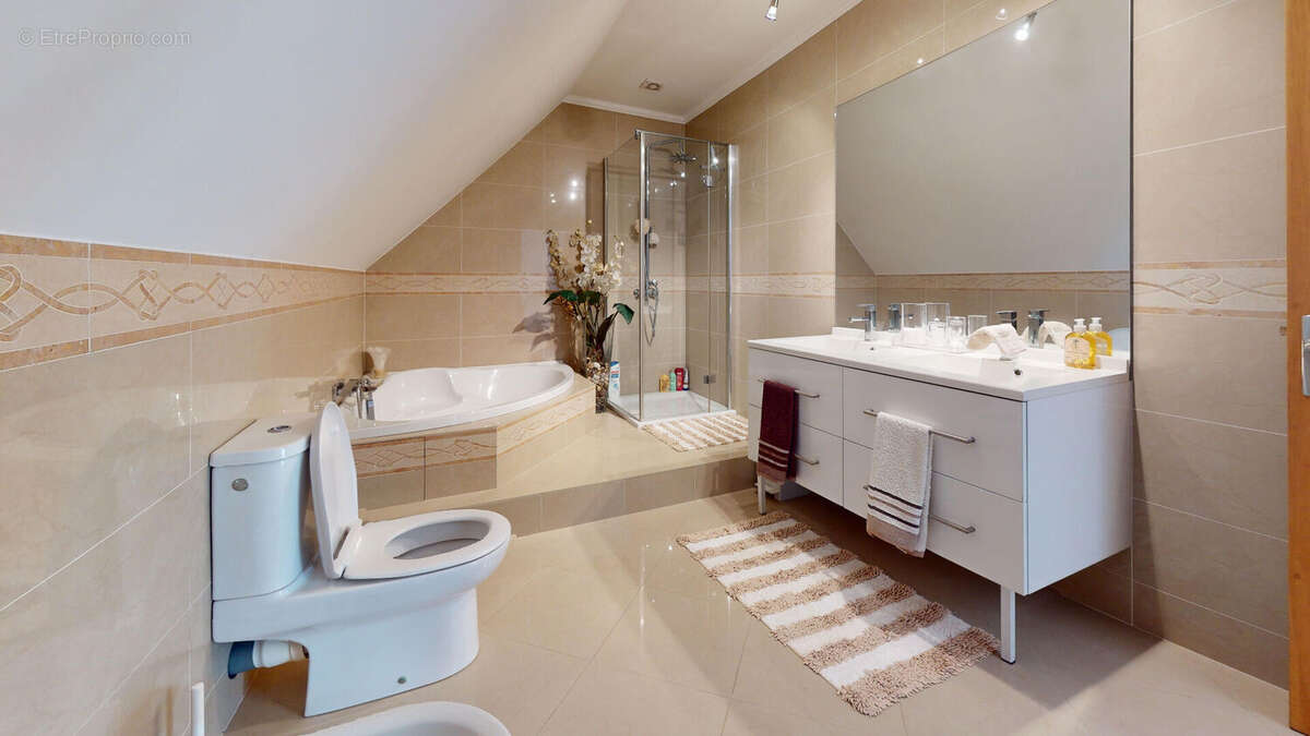 Maison à SAINT-DENIS