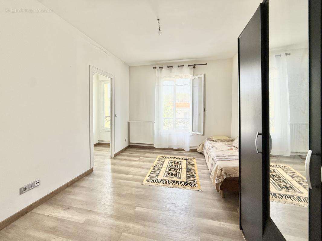 Maison à AULNAY-SOUS-BOIS