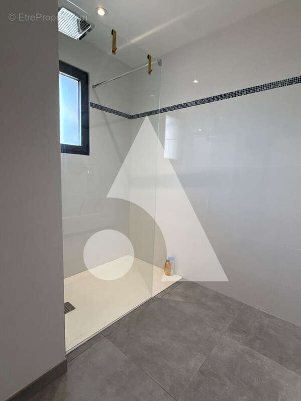 Maison Pledran 7 pièce(s) 180 m2 - photo 9