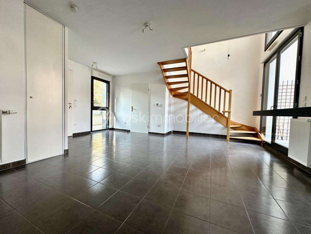 Appartement à PONTOISE
