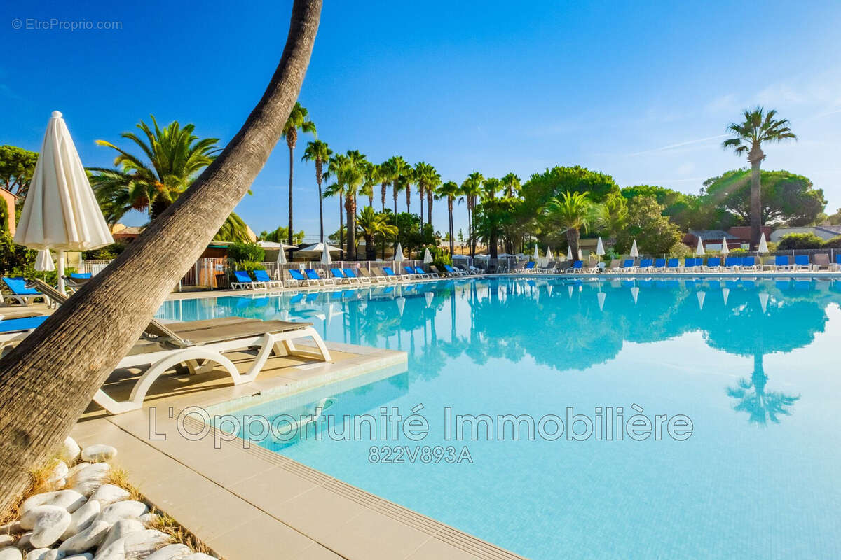 Appartement à MANDELIEU-LA-NAPOULE