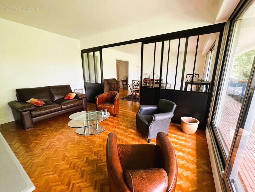 Appartement à RUEIL-MALMAISON
