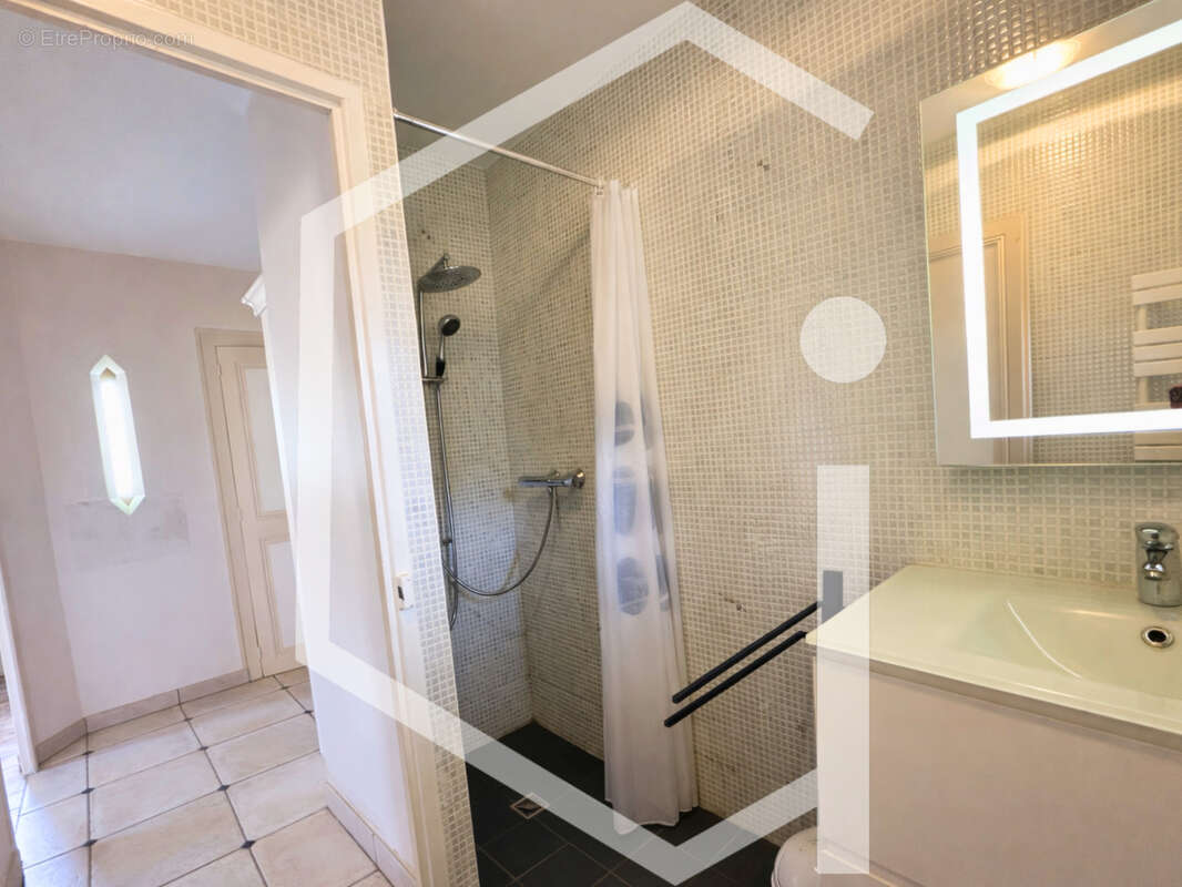 Maison à COSNE-COURS-SUR-LOIRE