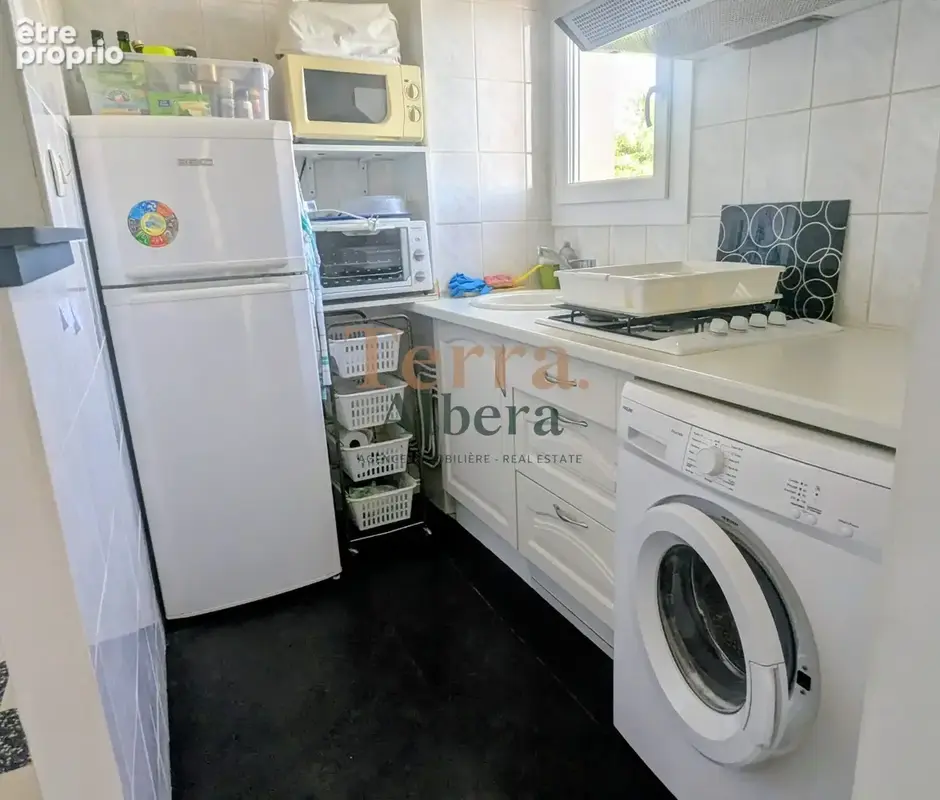 Appartement avec terrasse, balcon, parking et box - photo 3