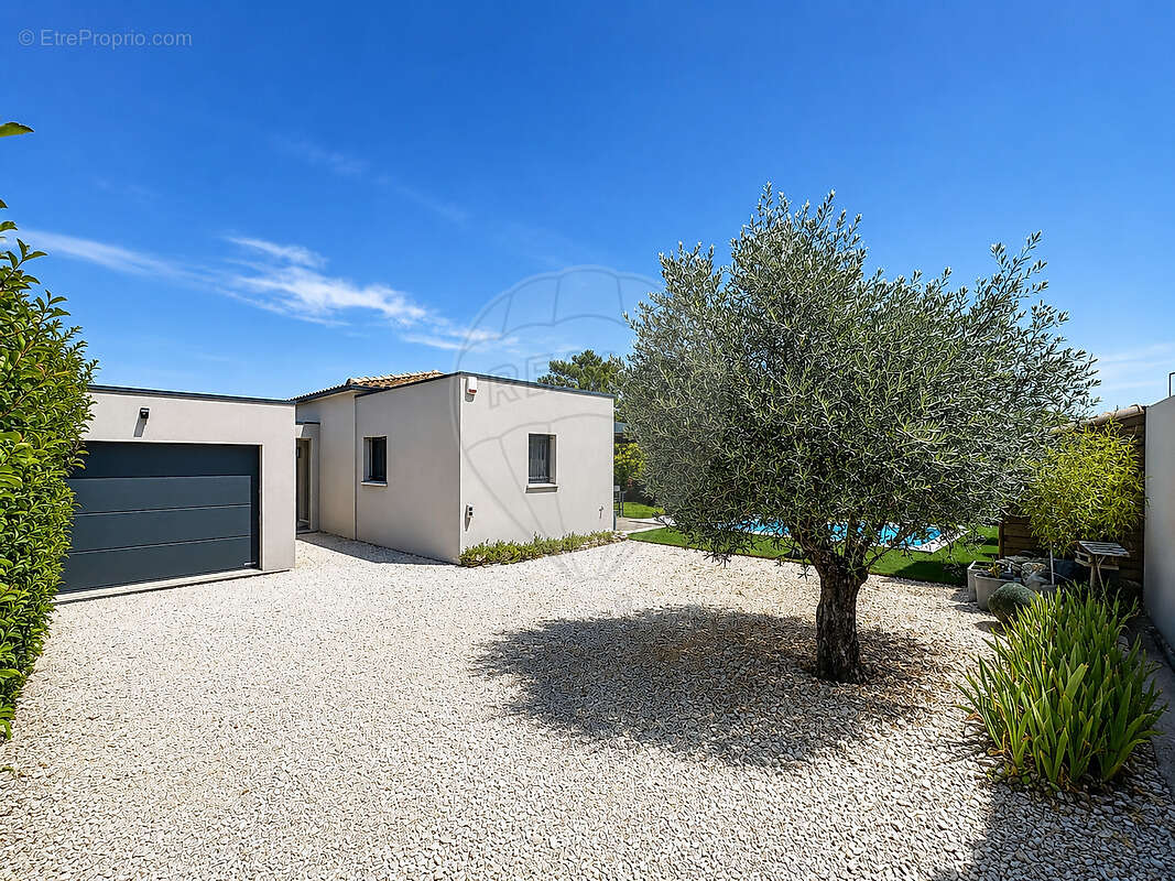 Maison à NIMES