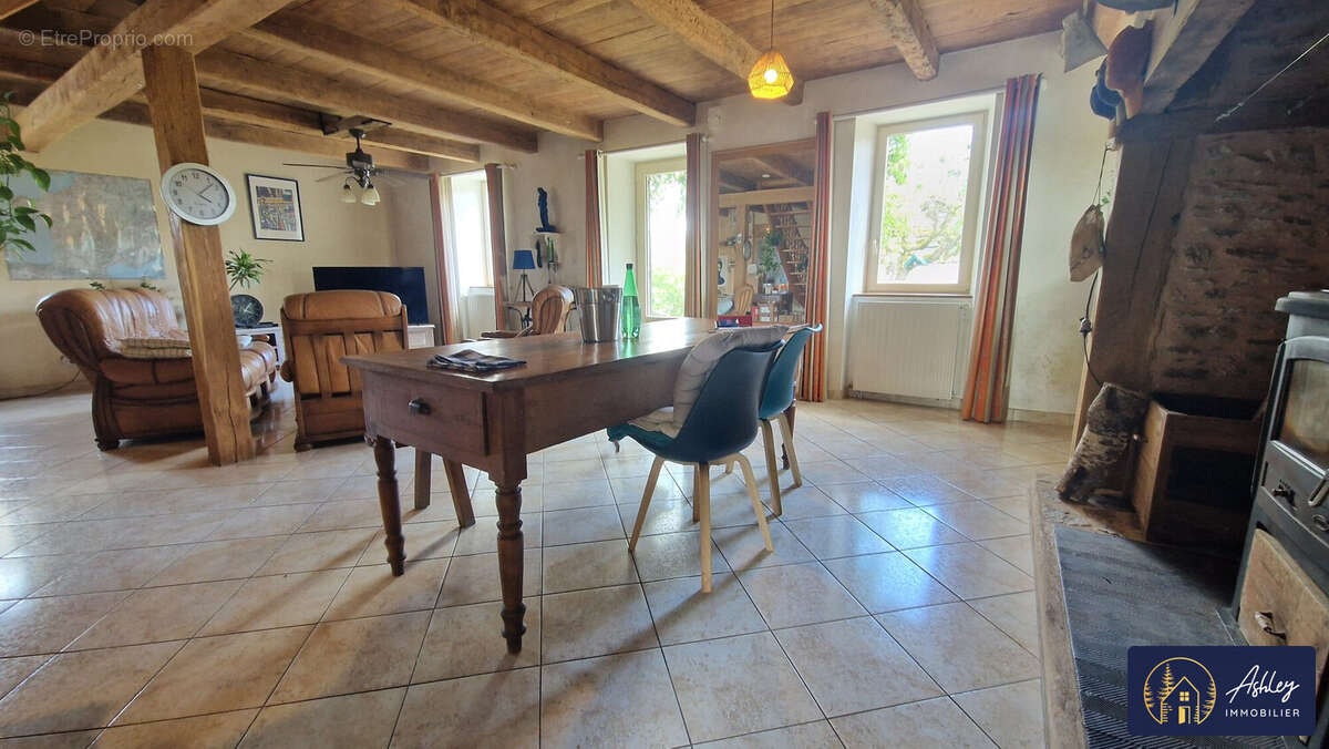 Maison à vendre Soursac 4 pièces - Maison à SOURSAC
