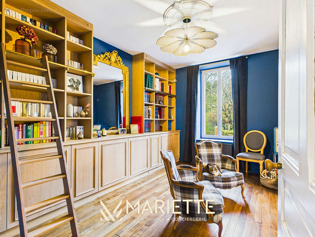 "LA MÉTAIRIE" Entre terre et mer - Maison de maître de 197 m² avec bâtiments - photo 3