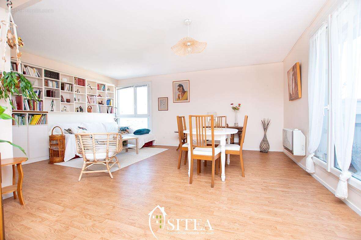 Appartement à COLOMIERS