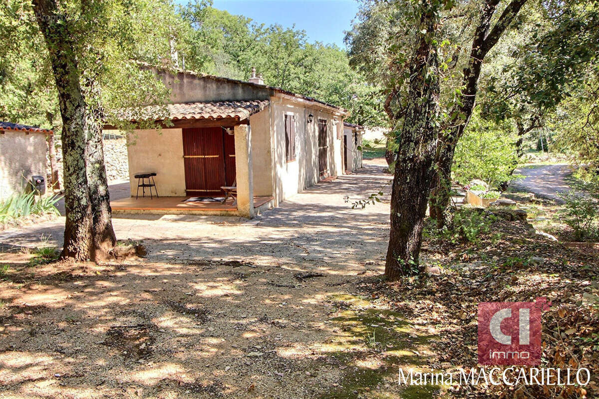 Maison à FORCALQUEIRET