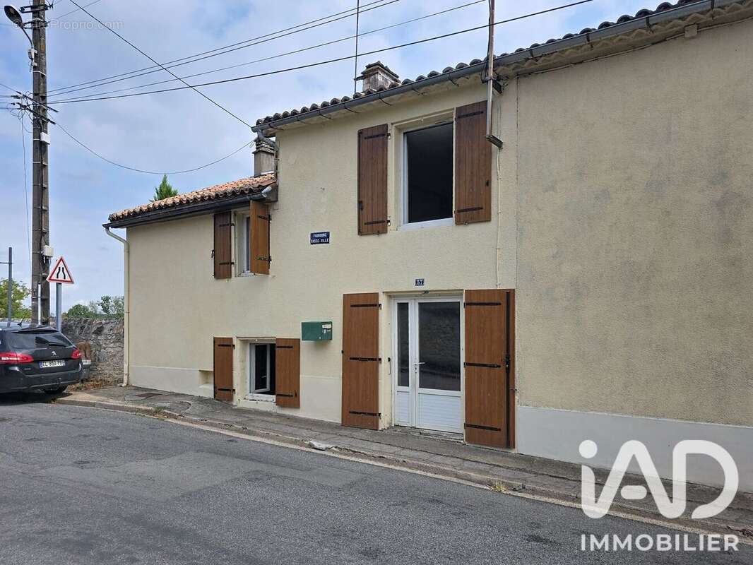 Maison 84 m² à La Rochefoucauld  - photo 2