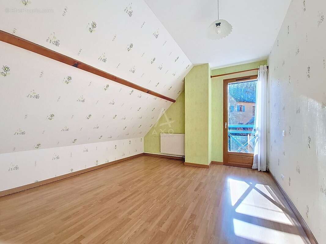 Maison à ARCIZANS-AVANT