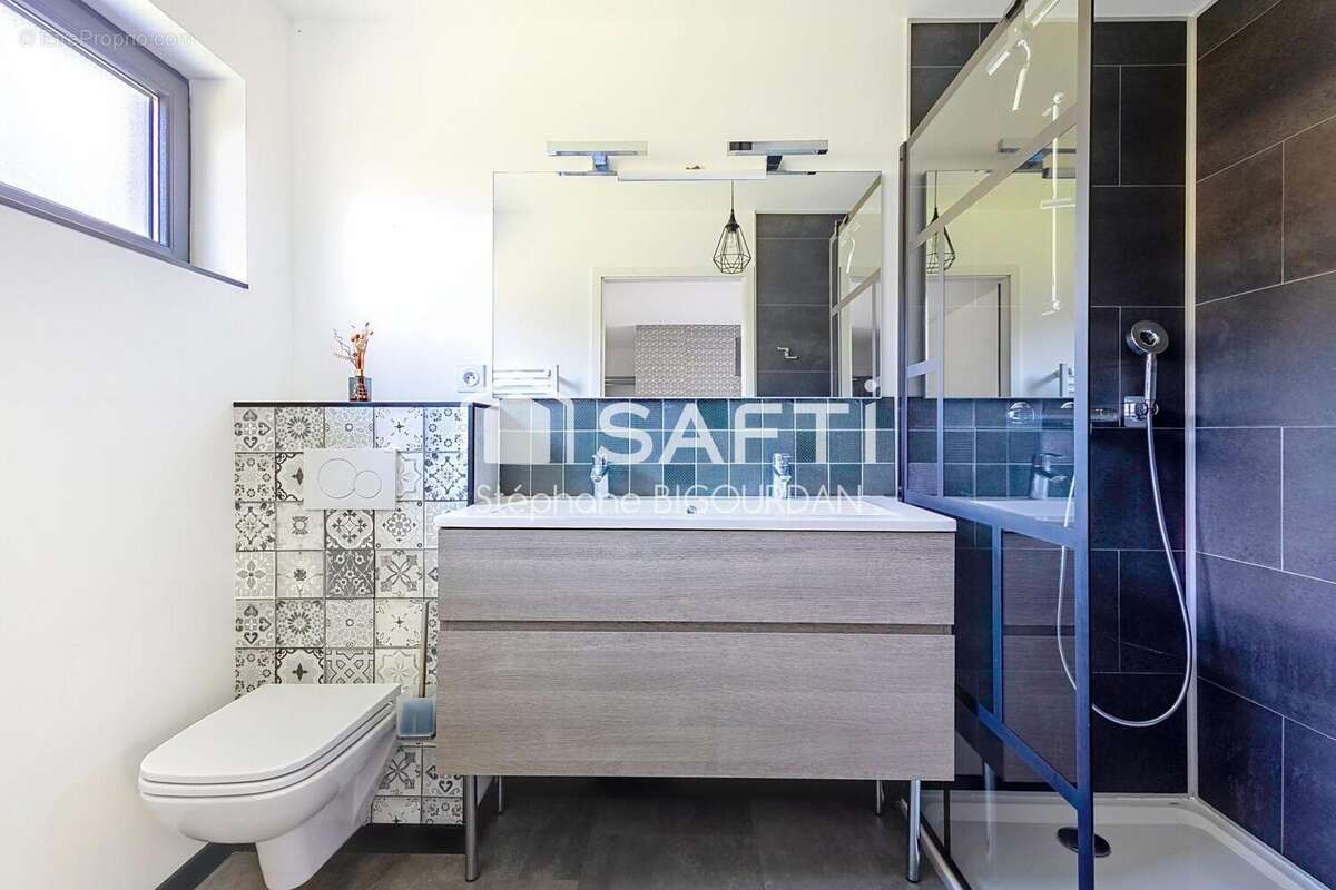 Photo 6 - Maison à MISEREY-SALINES