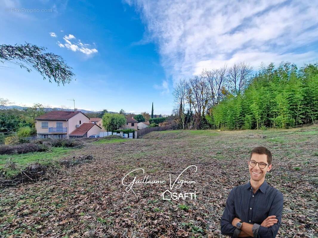 Photo 1 - Terrain à FRANCHEVILLE