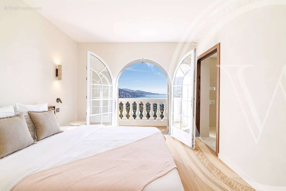 Maison à ROQUEBRUNE-CAP-MARTIN