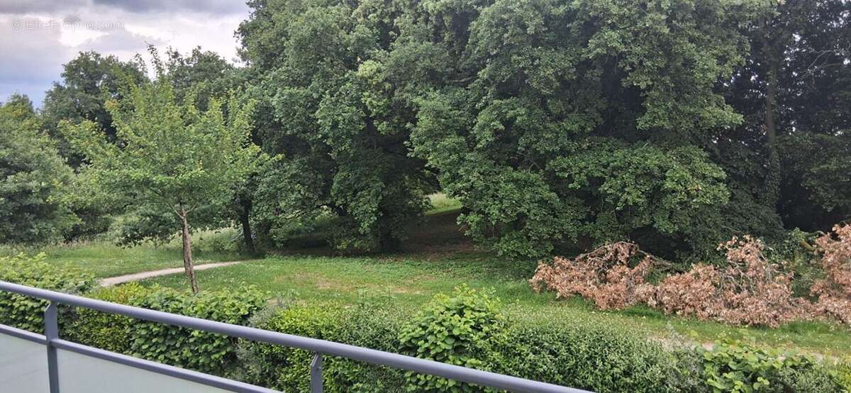 Appartement à BOUGUENAIS