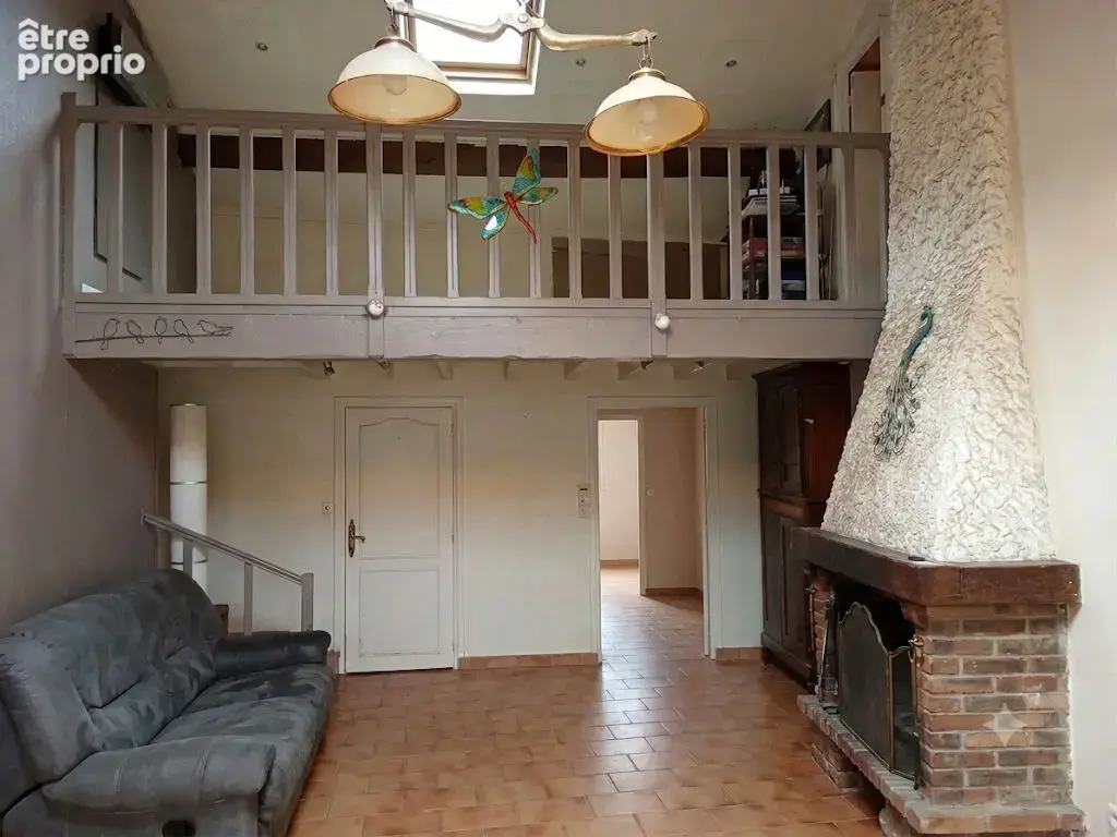 RARE SUR LE SECTEUR : Maison  (F4) de charme au coeur de Coubron ! - photo 3