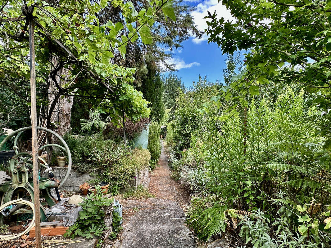 Maison à BLAYE-LES-MINES