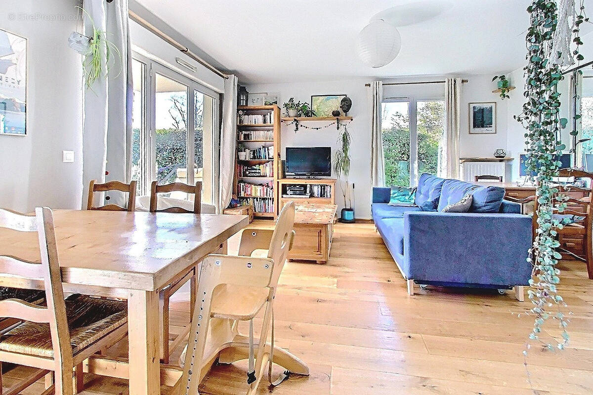 Appartement à ARGONAY