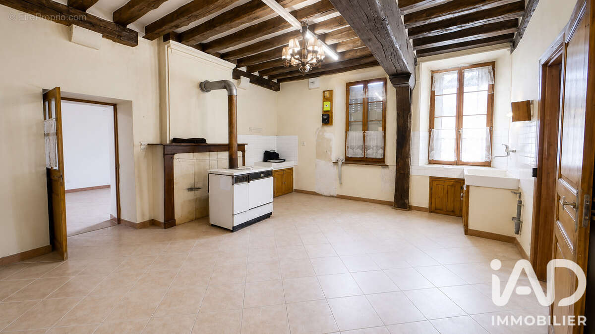 Appartement 77 m² à Chaintreaux  - photo 8