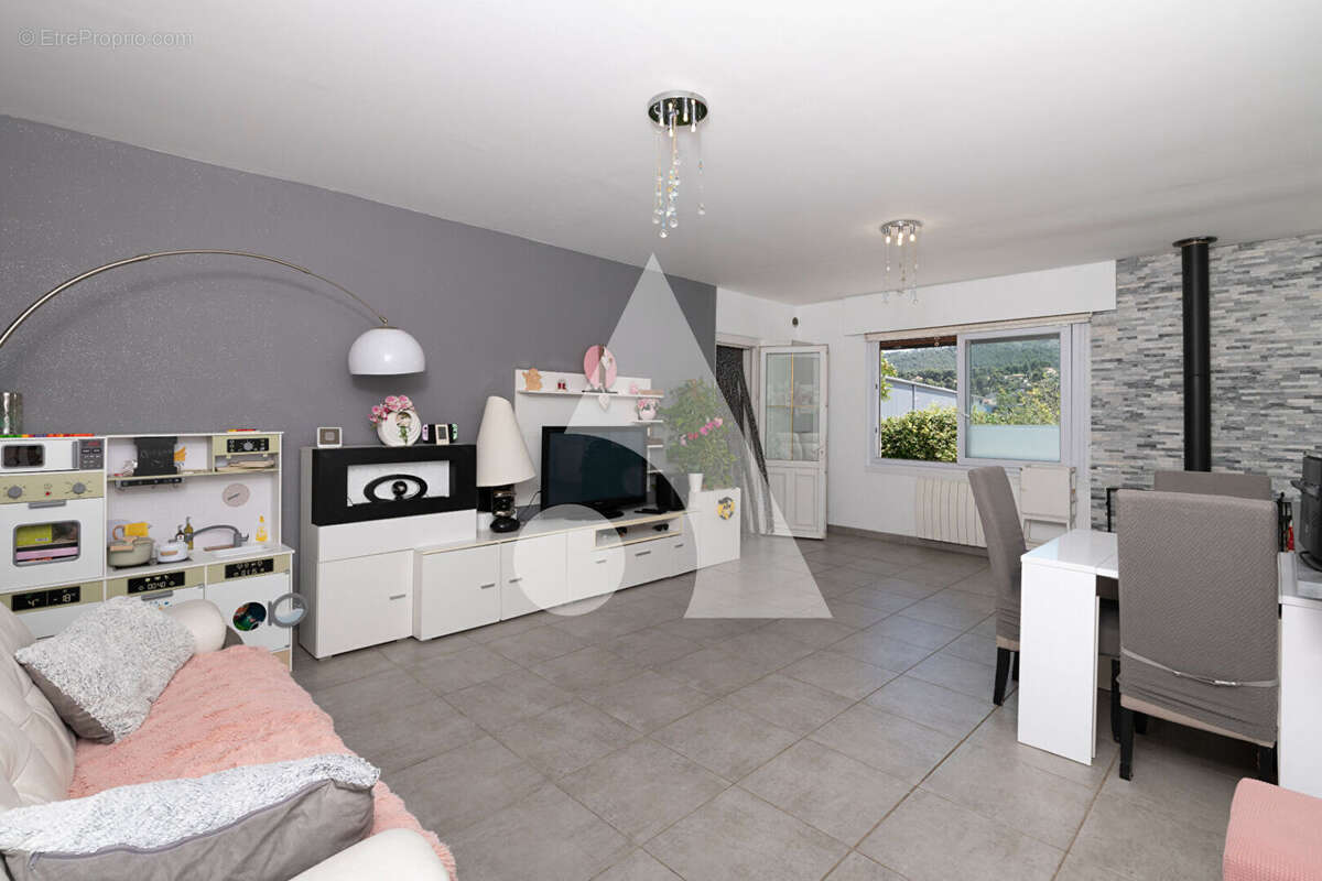 Maison à LA PENNE-SUR-HUVEAUNE