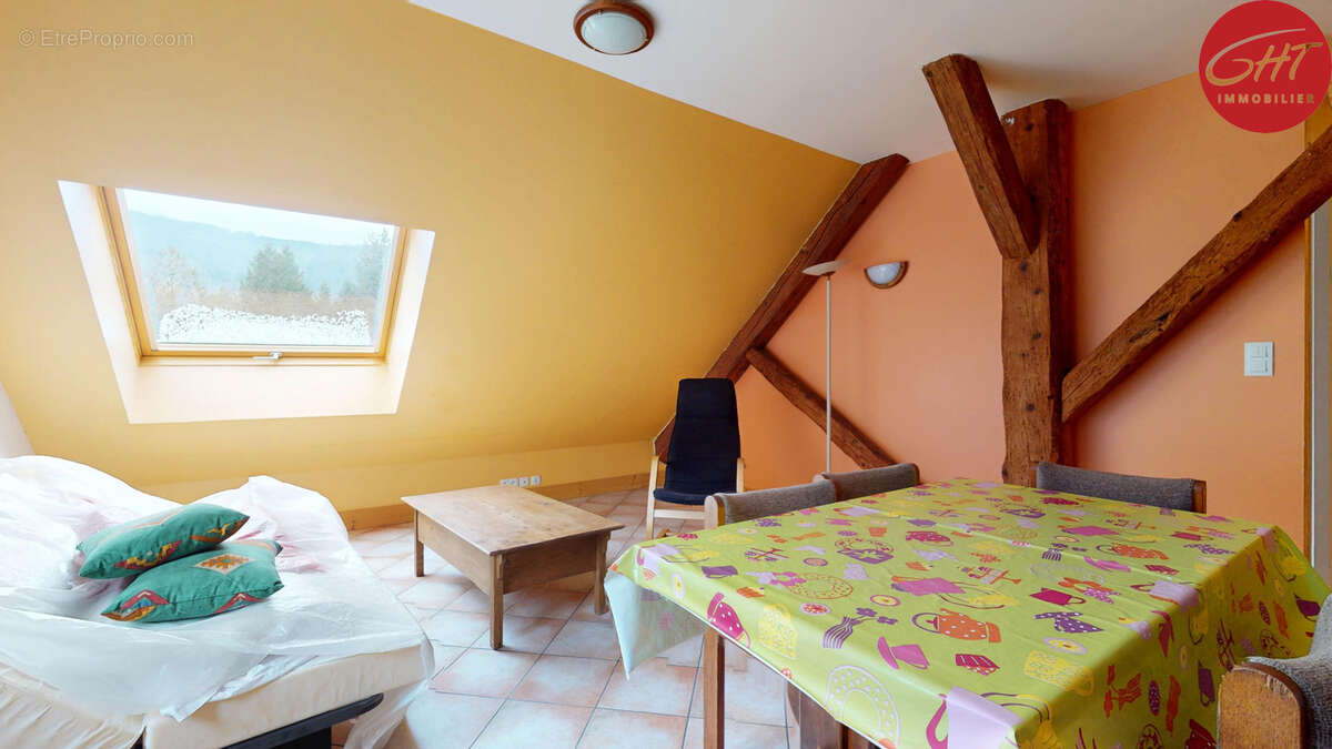 Maison à SOULCE-CERNAY