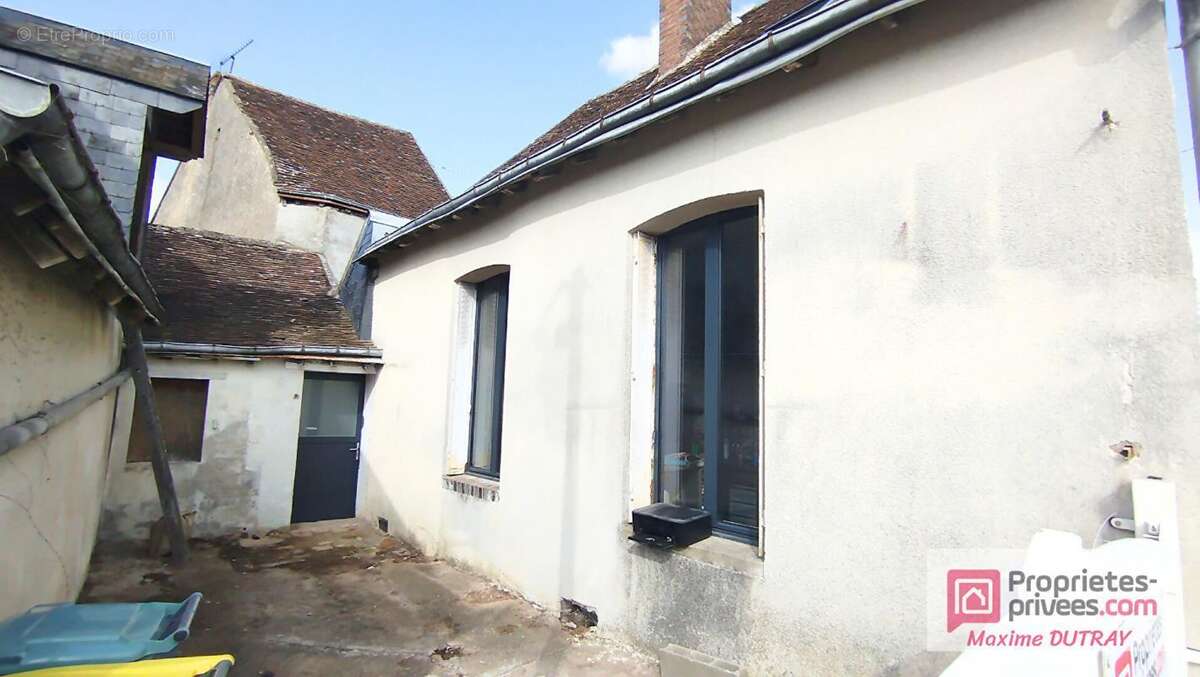 Maison à CHATEAU-RENAULT