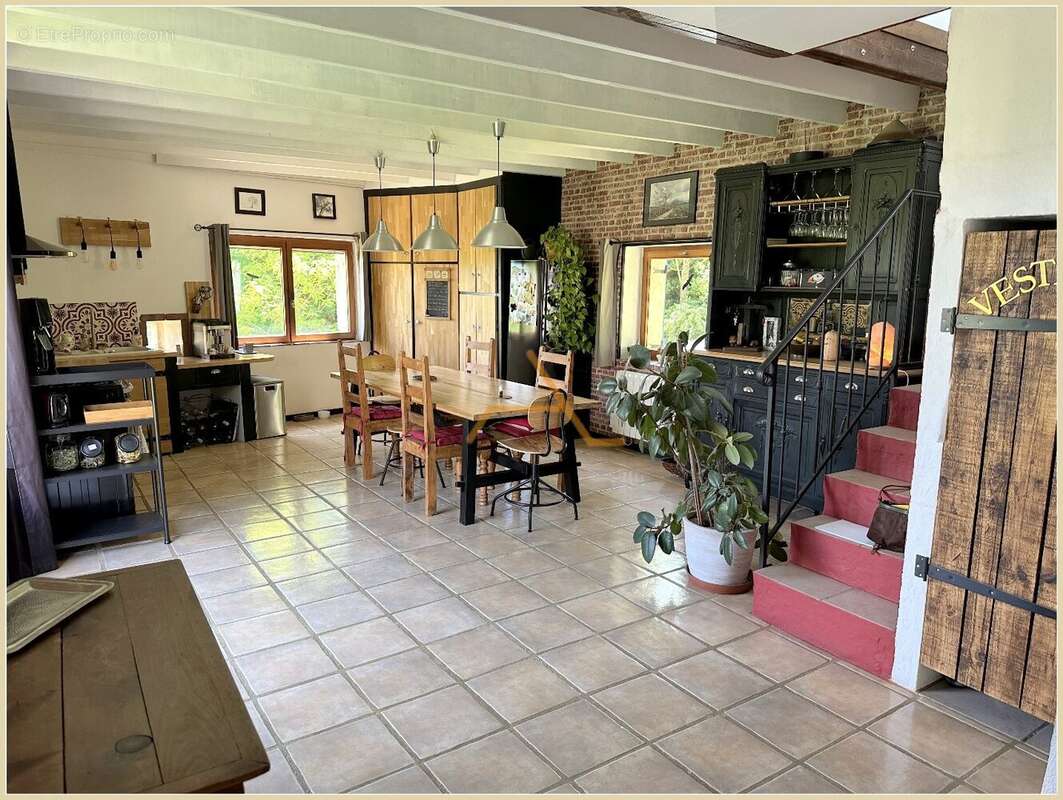 Maison à ROYNAC