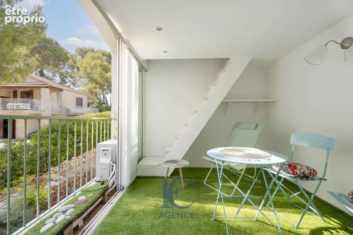Appartement à SANARY-SUR-MER