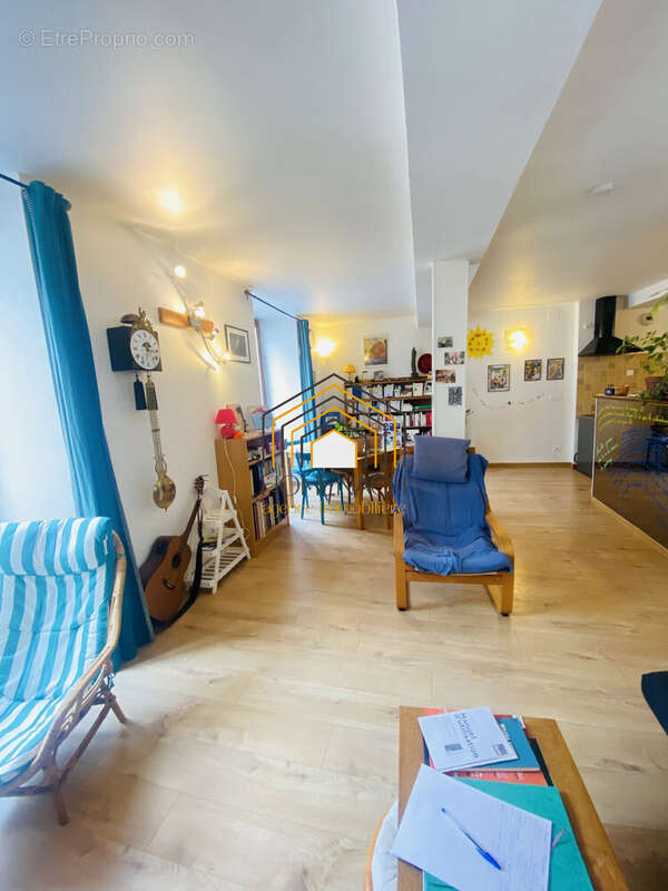 Appartement à LA TOUR-DU-PIN