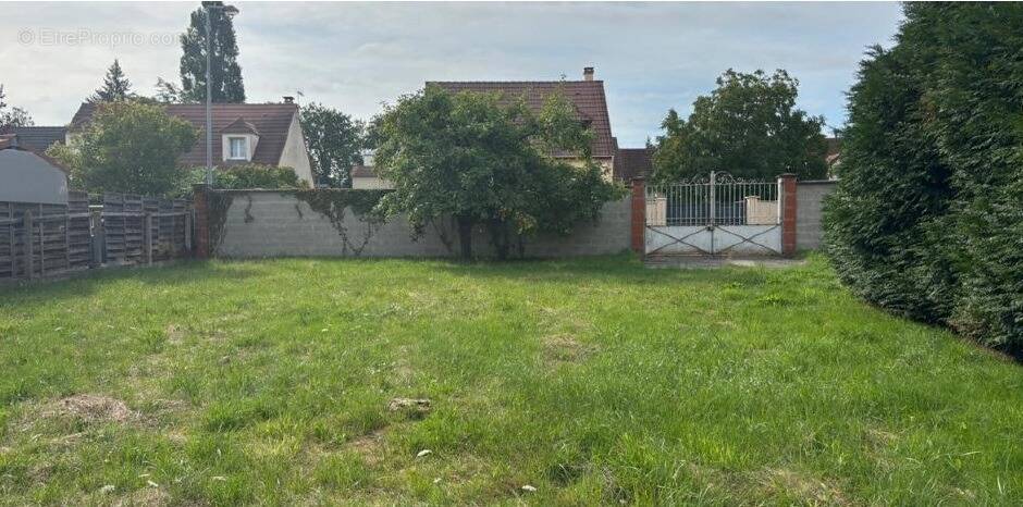 Terrain à SAINT-MAMMES