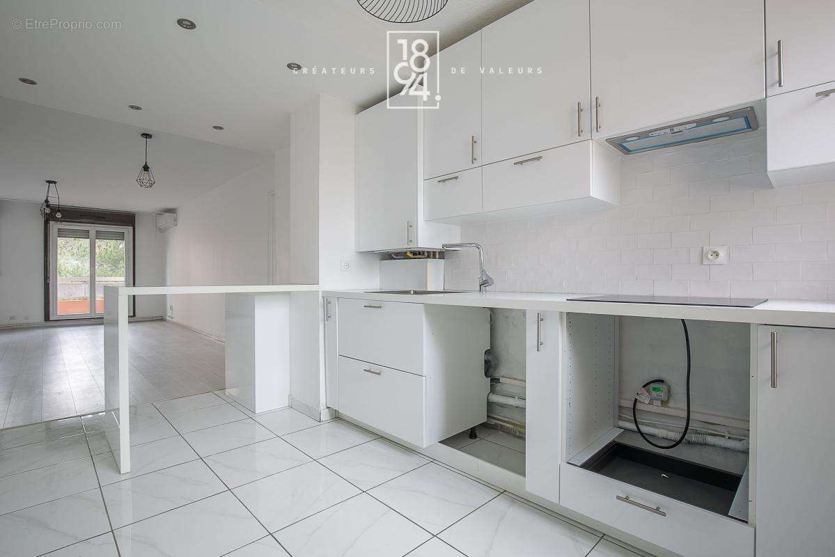 Appartement à MARSEILLE-12E