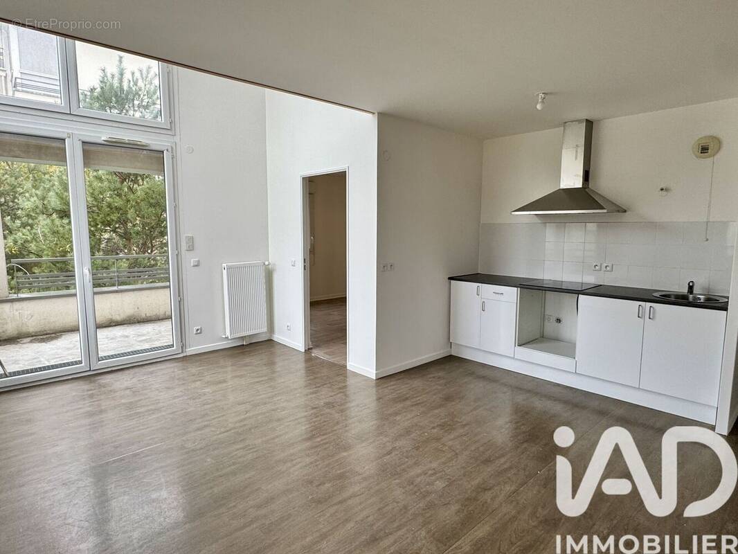 Photo 1 - Appartement à CORBEIL-ESSONNES