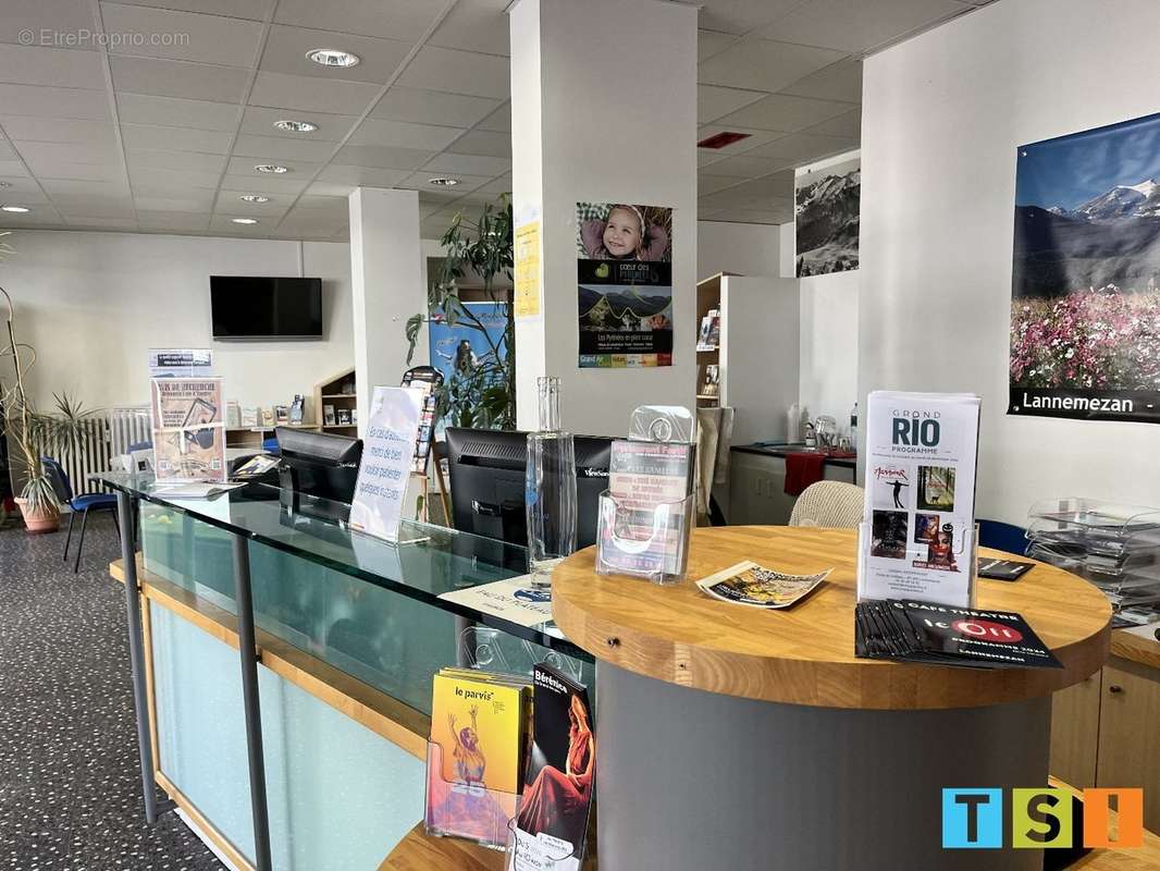 Commerce à LANNEMEZAN