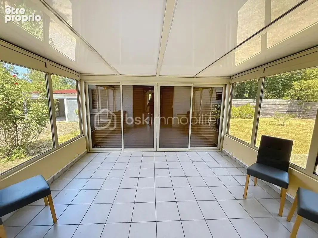 Longère de charme au calme sur un terrain de 1 700 m² — Château-Renard - photo 8