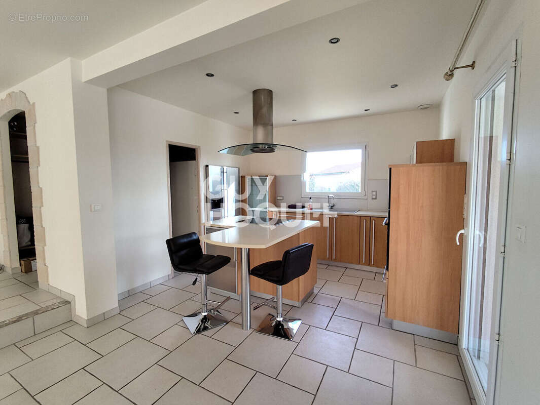 Maison à MONTBRISON