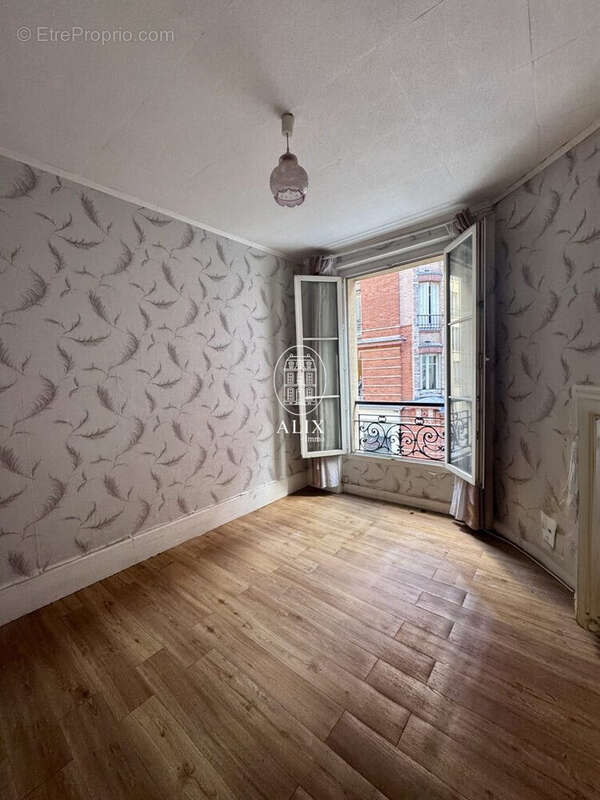Appartement à LEVALLOIS-PERRET