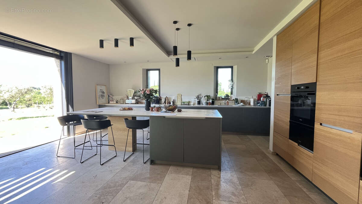 Maison à CHATEAUNEUF-DU-PAPE