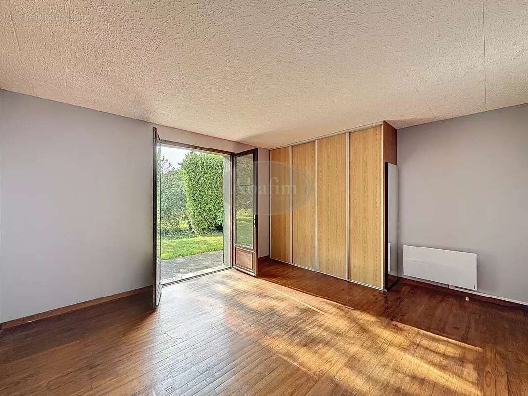 Maison à SAINTE-DODE