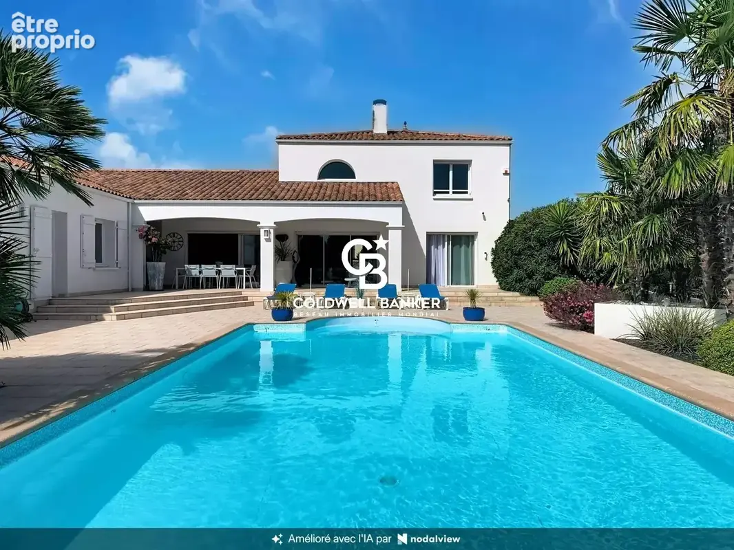 Photo Maison à Talmont-Saint-Hilaire au prix de 1 120 000€