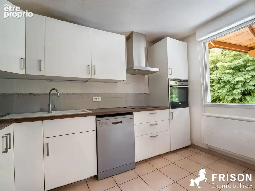 Appartement 4 pièces 72 m² à vendre à Thonon-Les-Bains (74200) - photo 7
