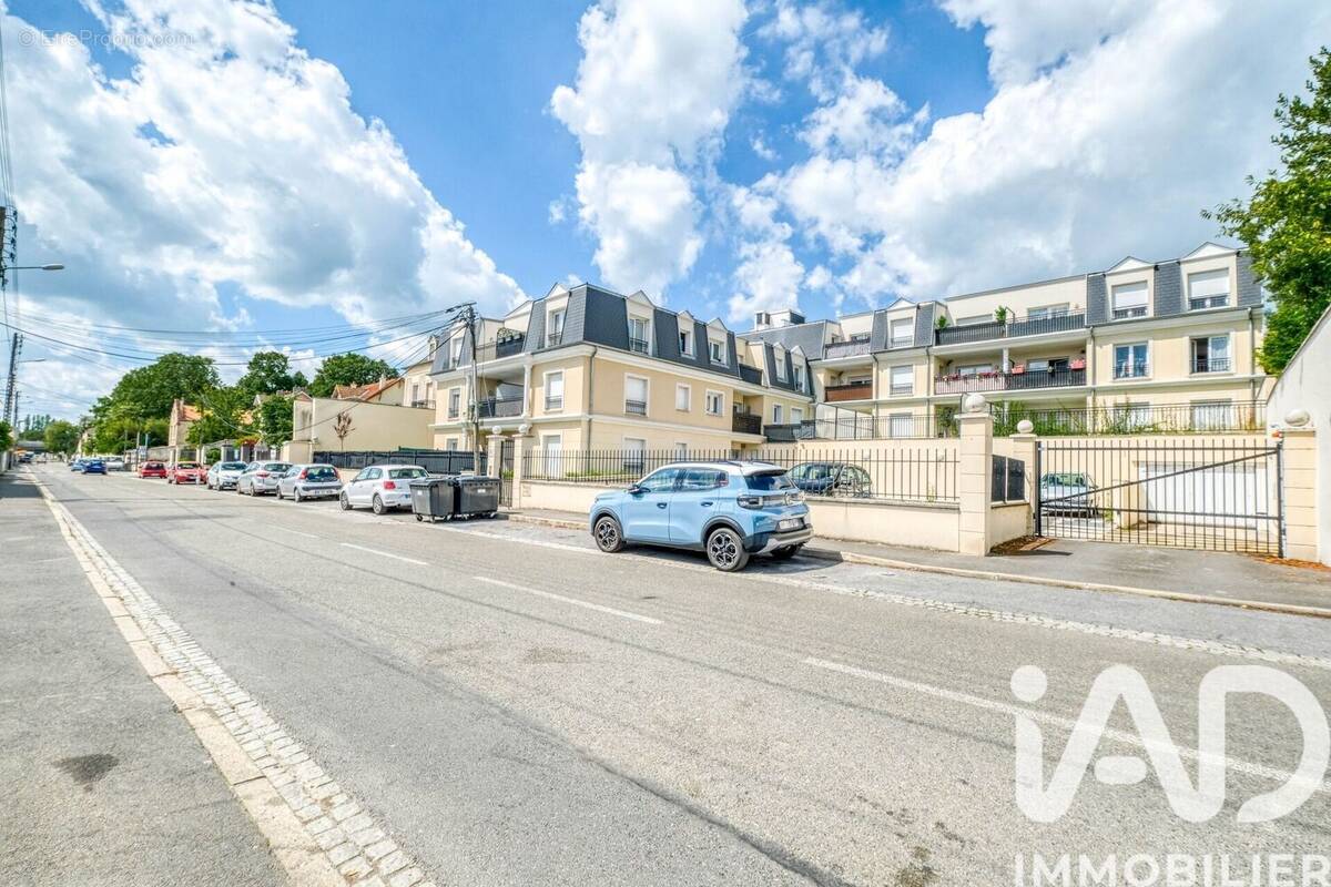Photo 1 - Appartement à VILLENOY