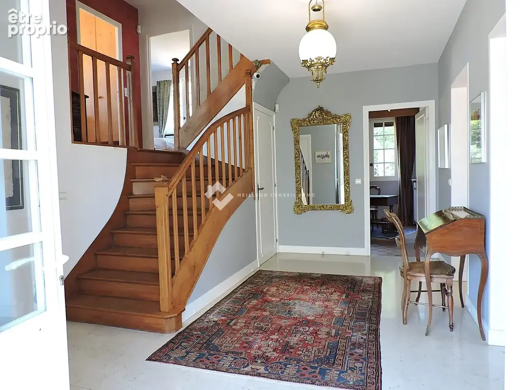 Maison 7 pièces 198 m² à vendre à Champs-Sur-Marne (77420) - photo 2
