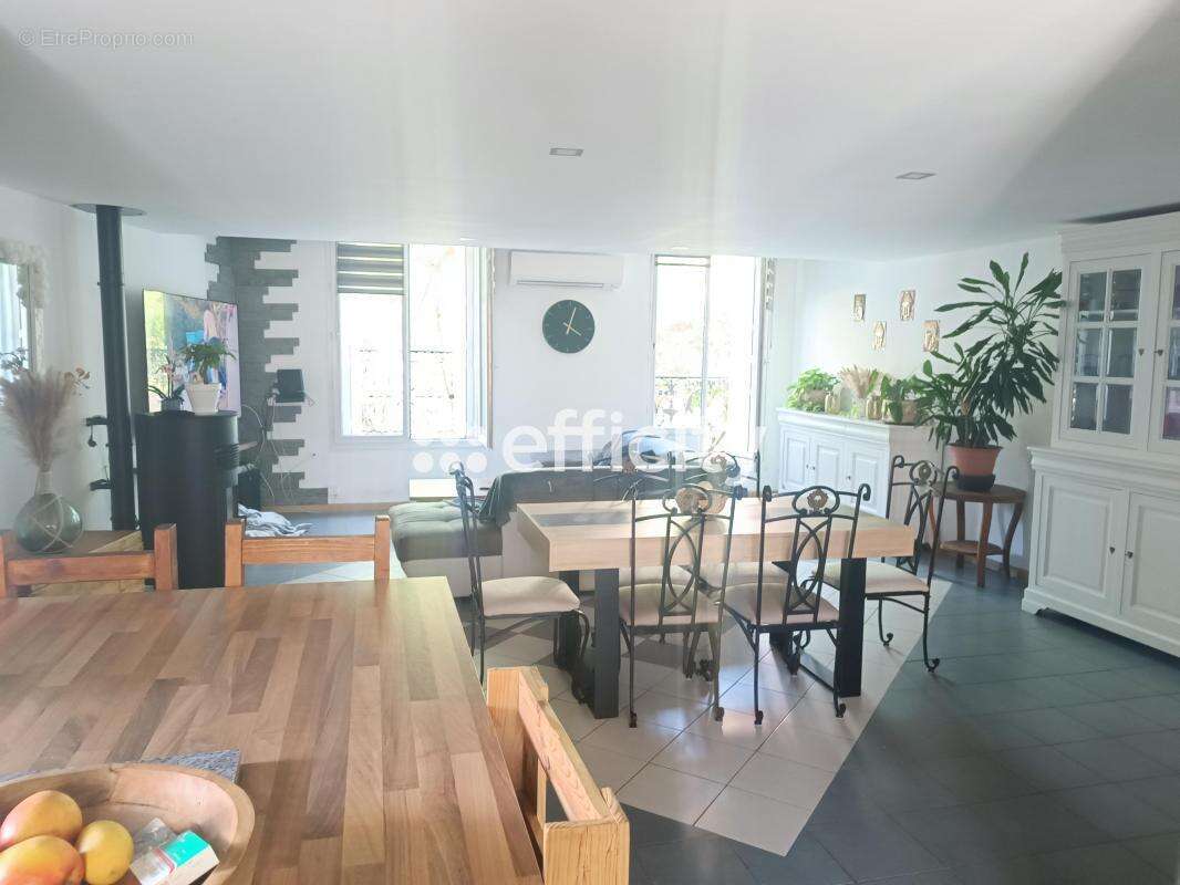 Maison à COLOMBIERS