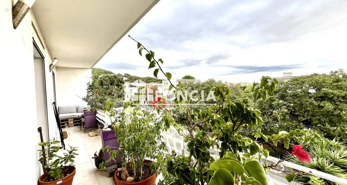 Appartement à SIX-FOURS-LES-PLAGES