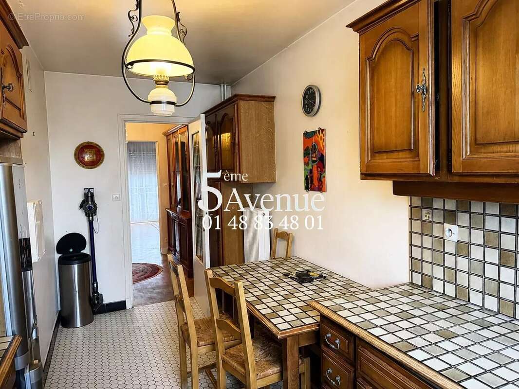 Appartement à SAINT-MAUR-DES-FOSSES