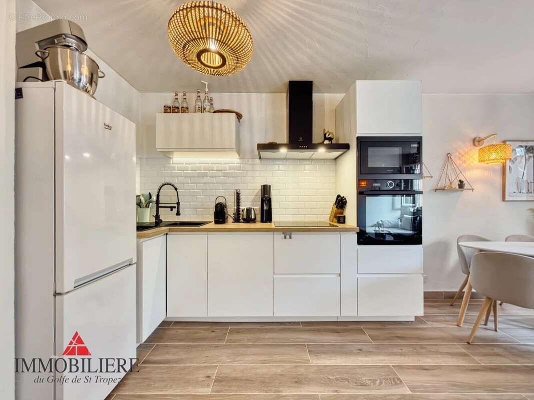 Appartement à GRIMAUD