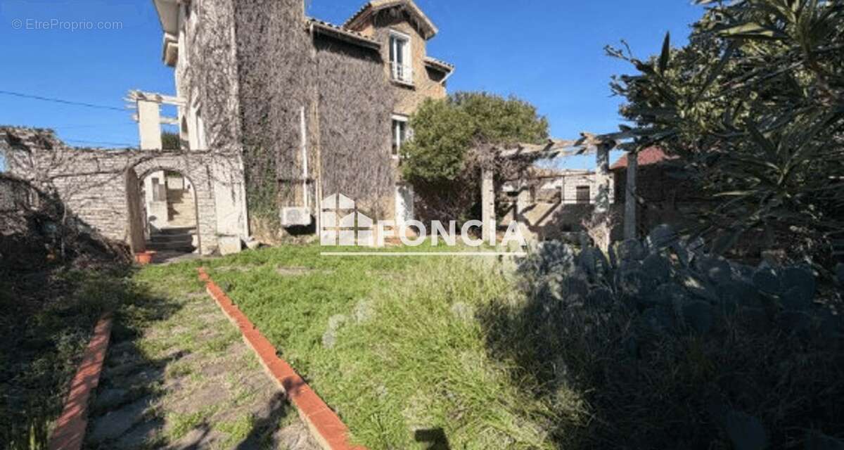 Maison à LEZIGNAN-CORBIERES