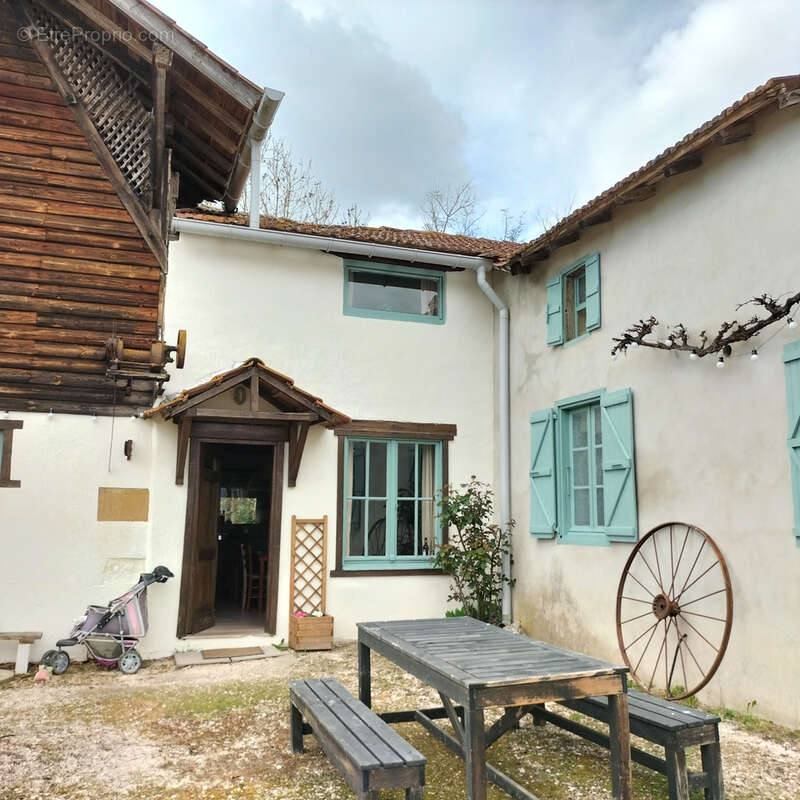 Maison principal au calme avec 4 Gîtes et piscine, vue - photo 40